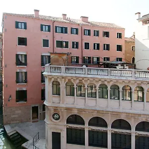 Corte Grimani Hotel apartamentowy